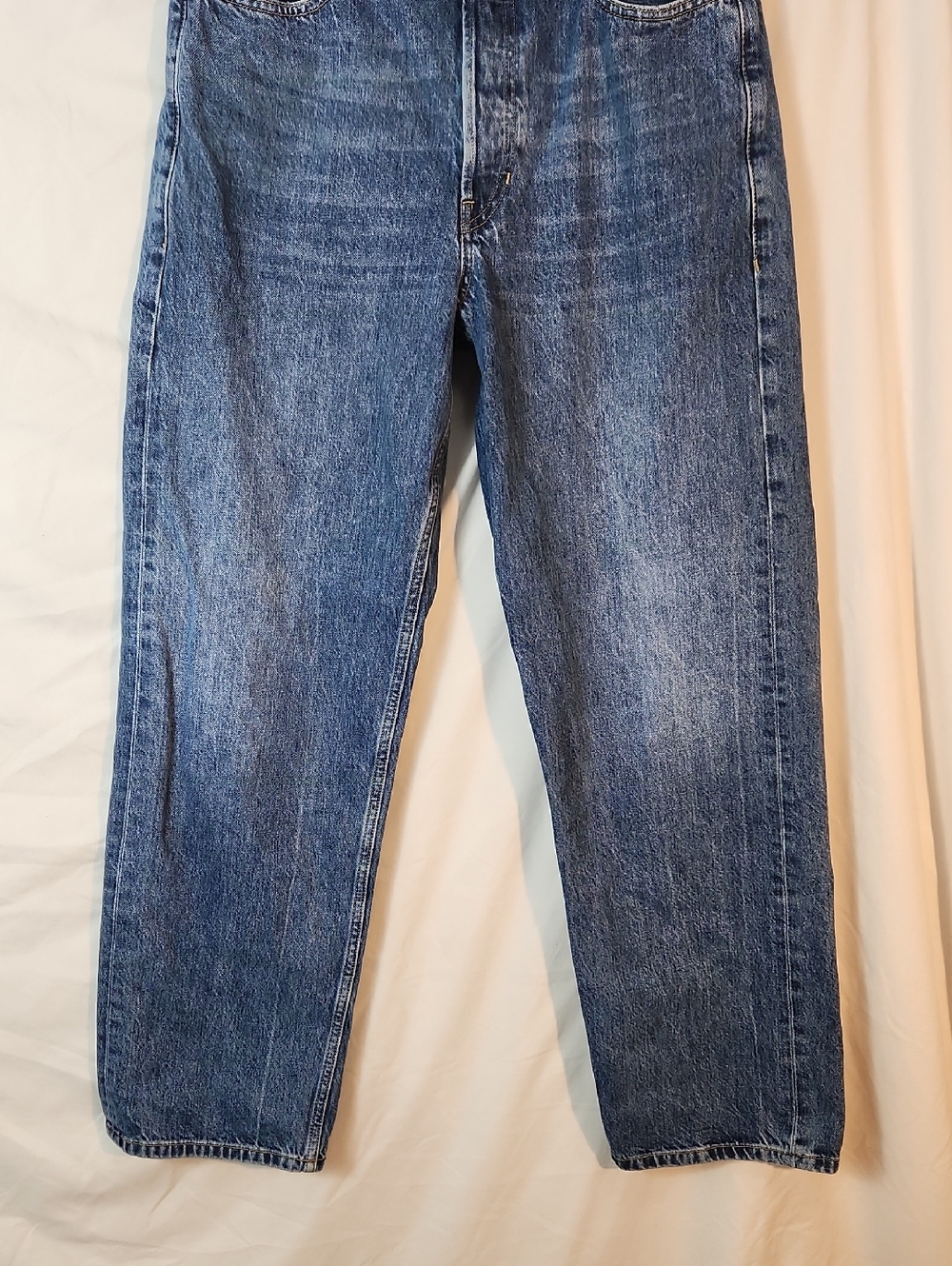 Banana Republic Mid-rise Loose Stove Top Relaxed Fit Denim Button Fly Jeans - Picture 3 of 9